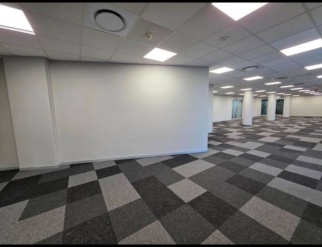 BUSINESS PROPERTY TO RENT IN MENLYN